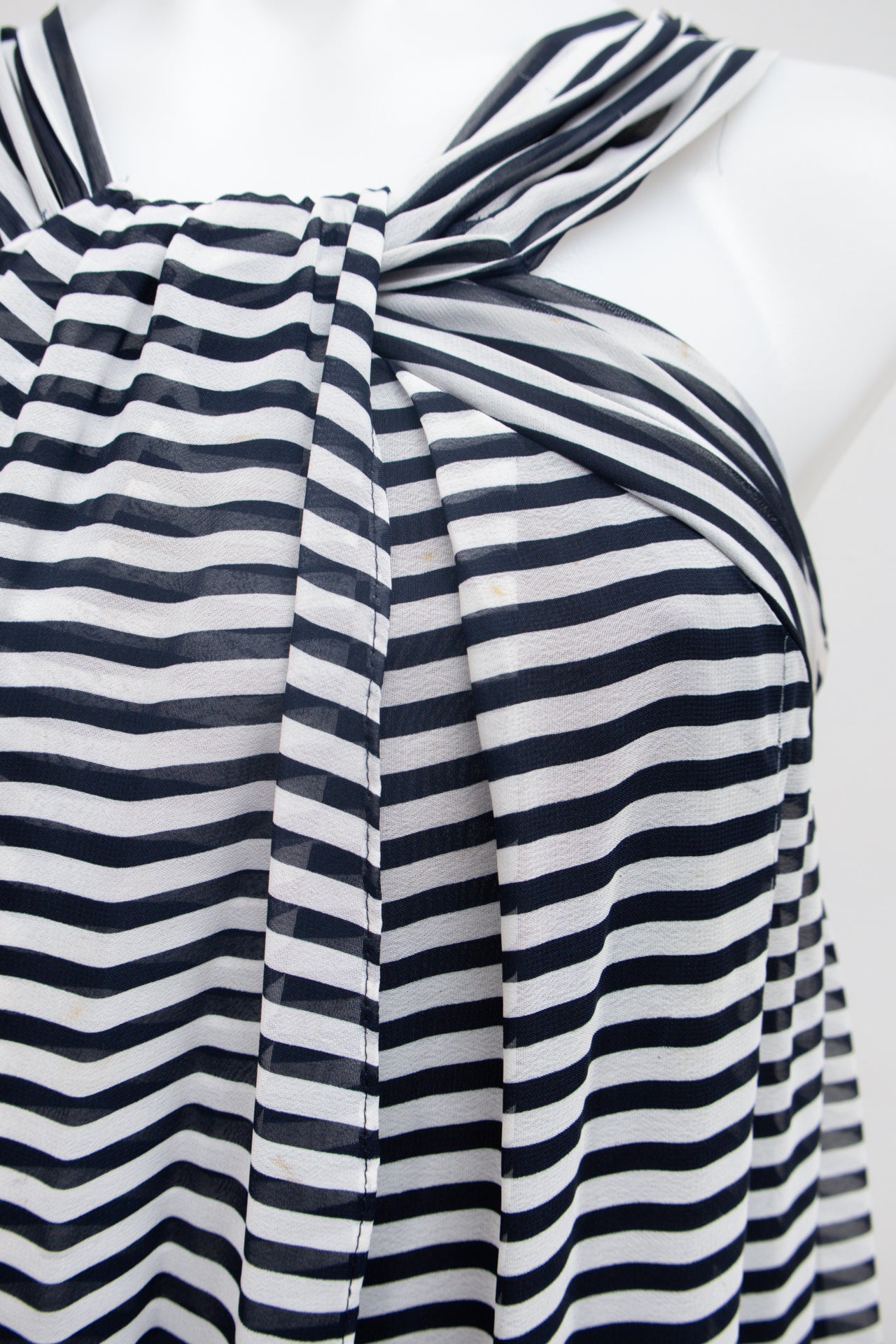 #85 Zara Basic Halter Top Black | c. 175 | Size 10