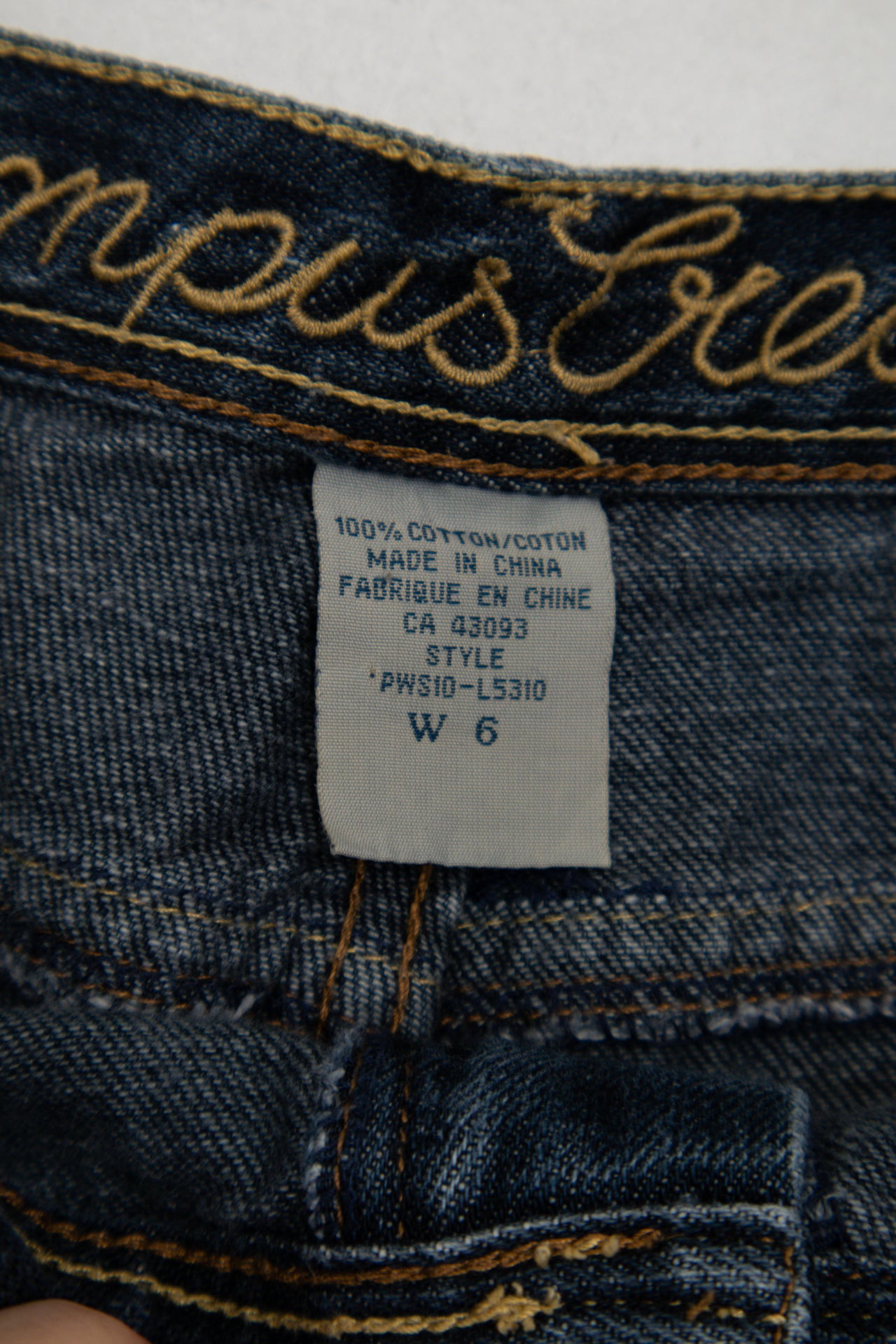 #86 Campus Crew Denim Cutoff Shorts Blue | c. 173 | Size 8