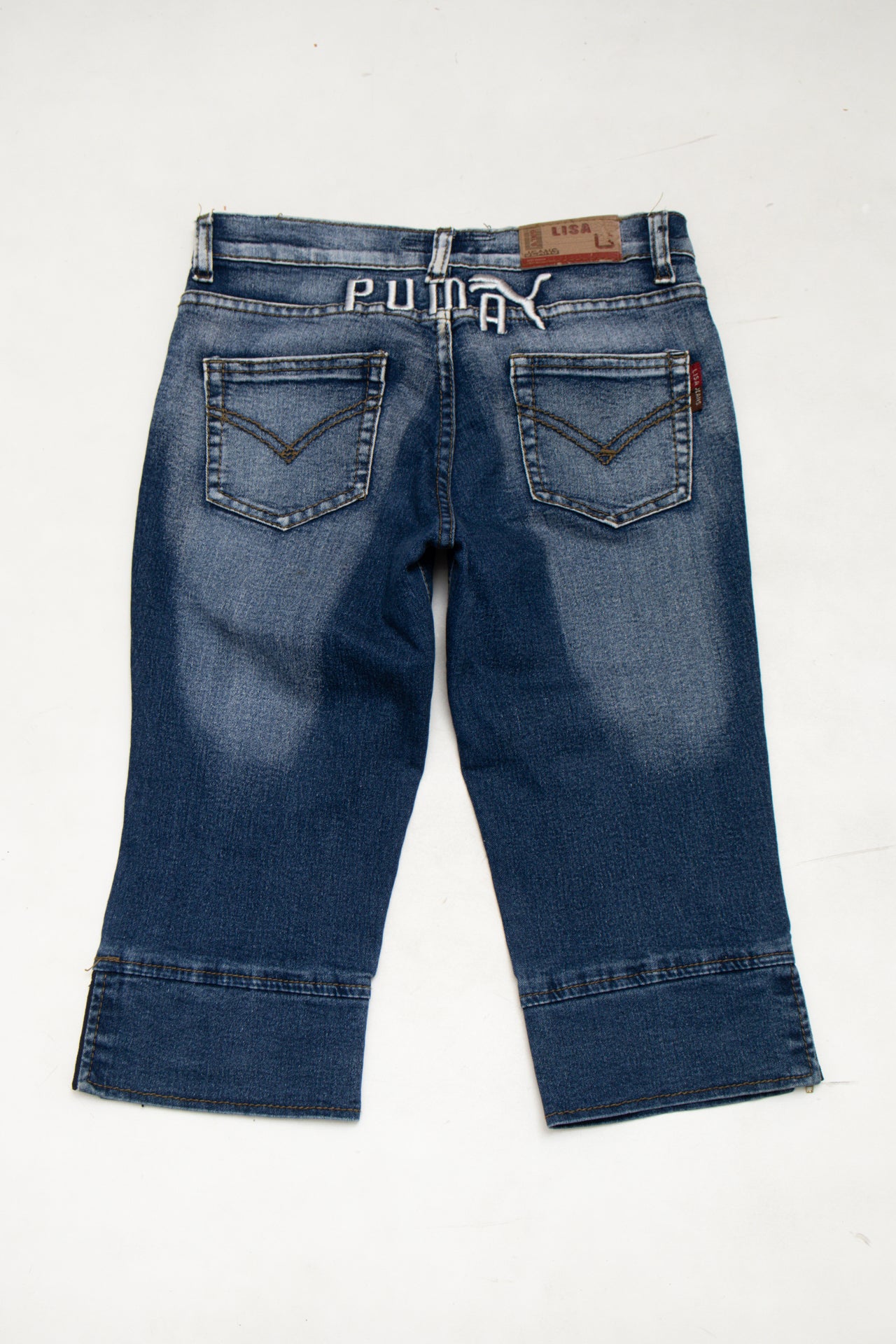 #116 Lisa Capri Jeans / Long Denim Shorts Medium Indigo Blue | c. 174 | Size 8