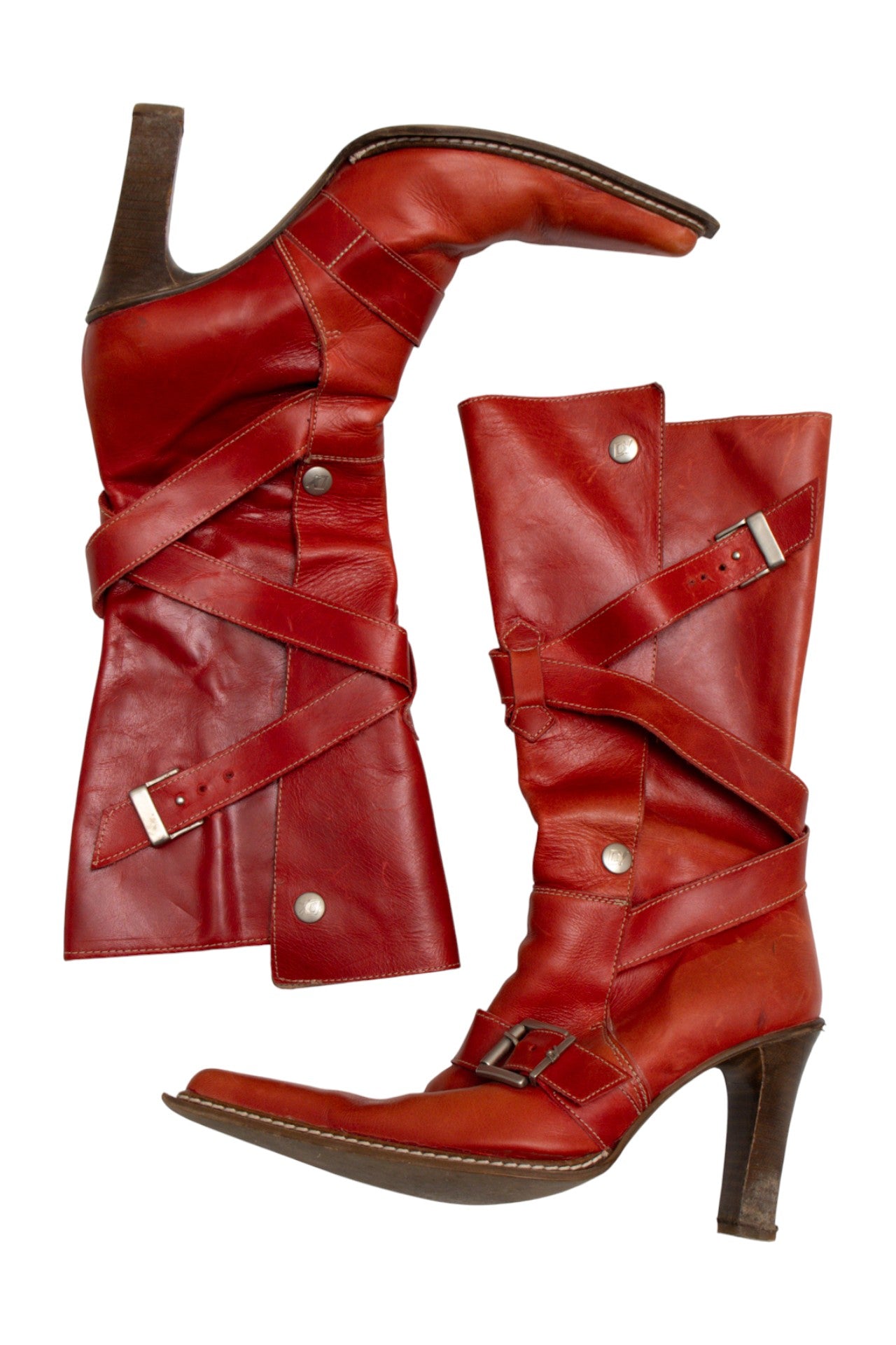 #192 Destroy Boots Red | c. 173 | Size AU8