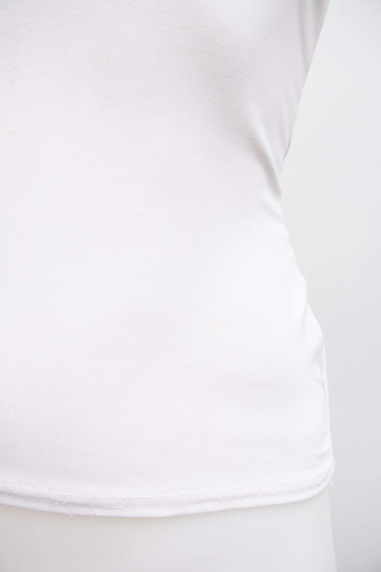 #12 T-shirt White | c. 175 | Size 8