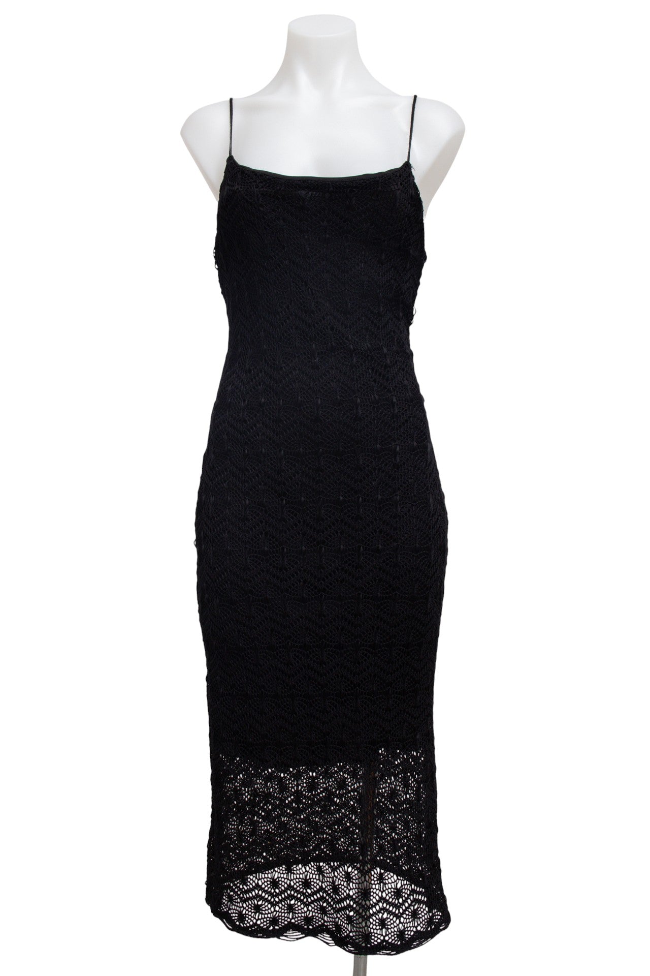 #105 Masq Black | c. 175 | Size 10/12