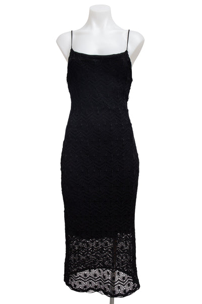 #105 Masq Black | c. 175 | Size 10/12