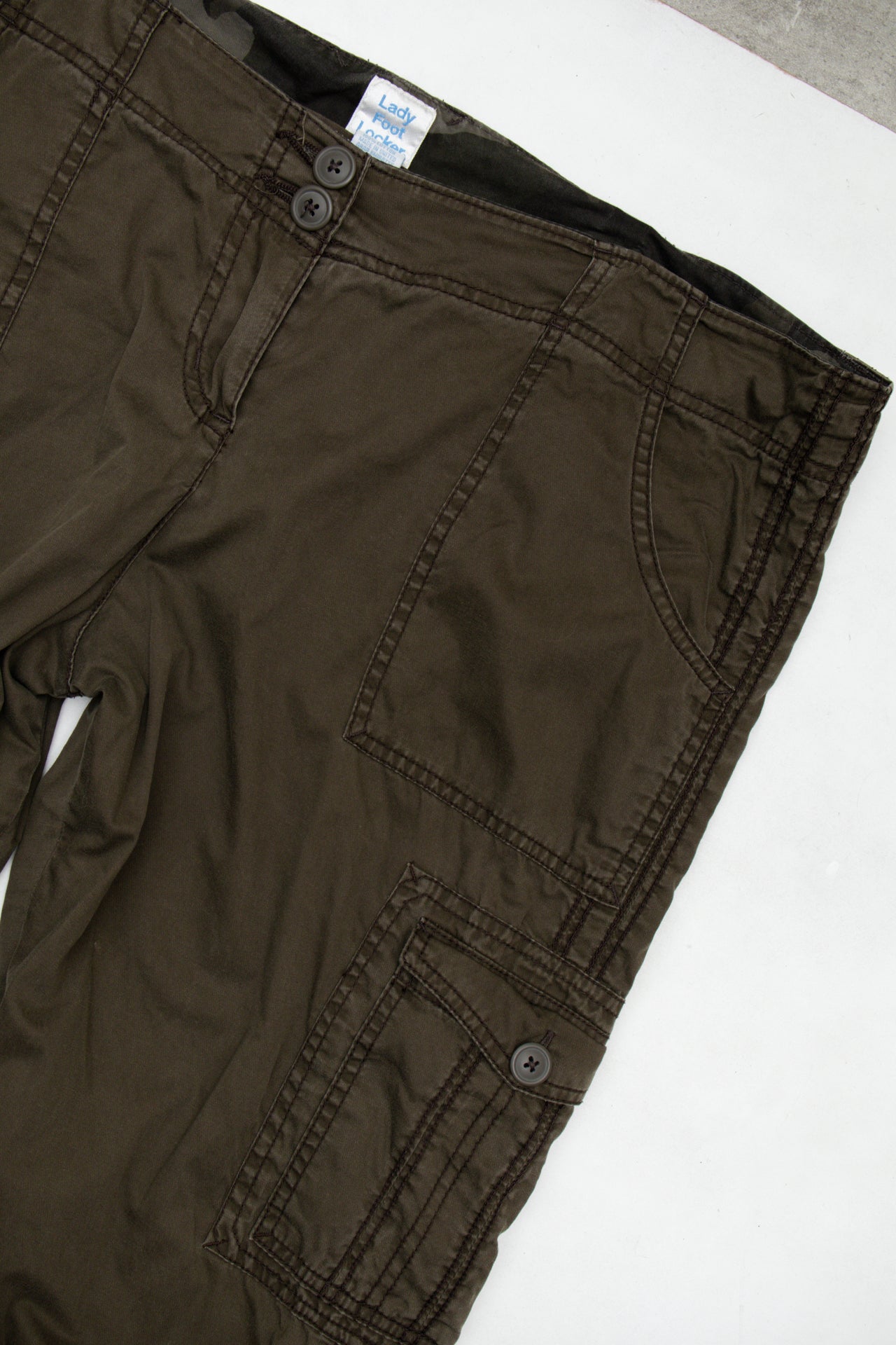 #95 Lady Foot Locker Cargo Pants Brown | c. NaN | Size 14/16