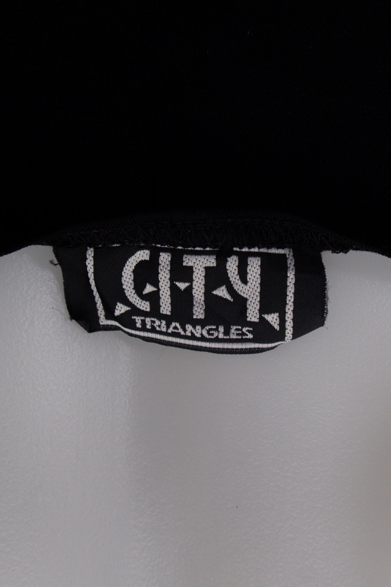 #103 City Triangles Black | c. 175 | Size 10