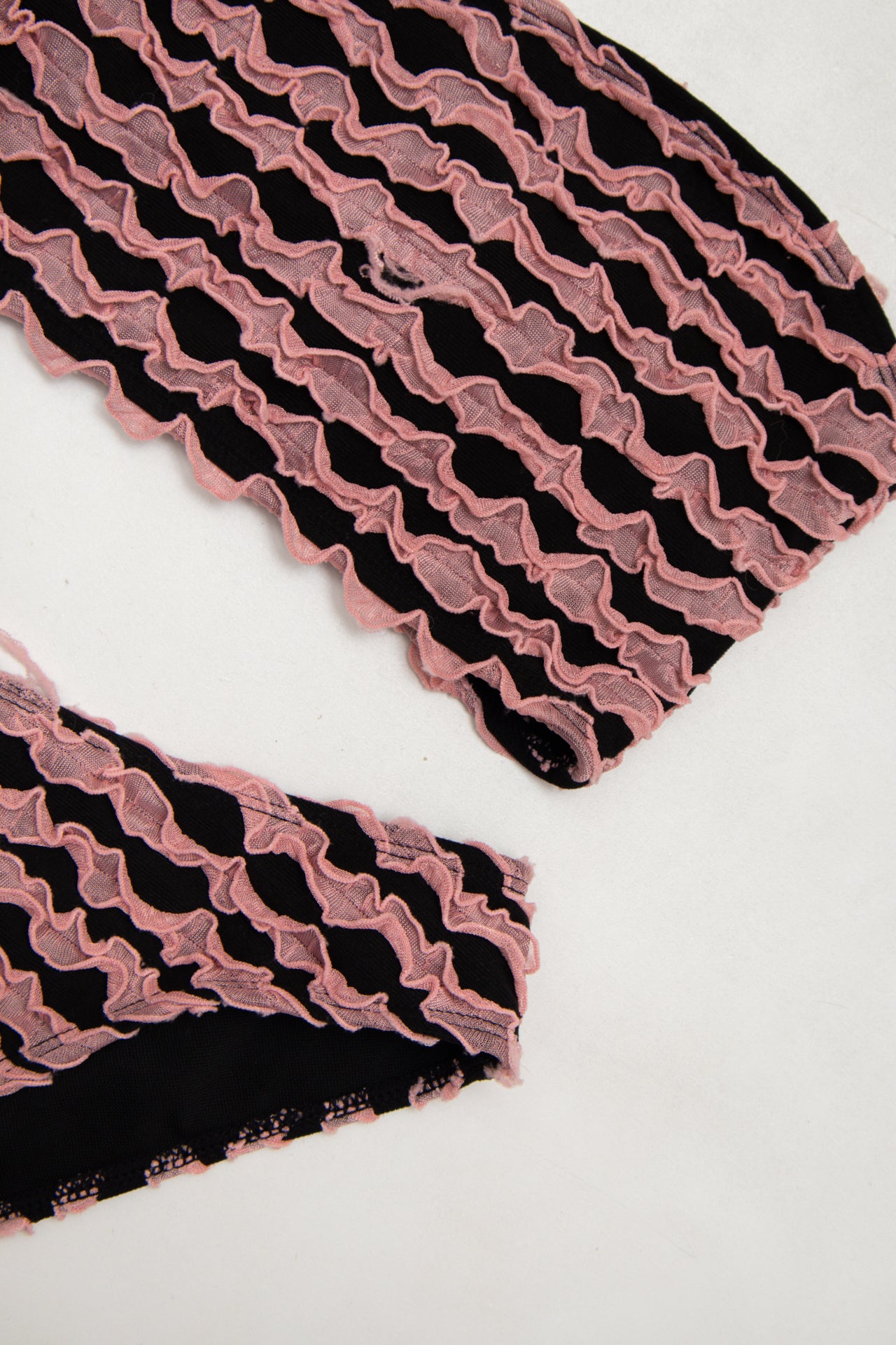 #197 Bikini Black | c. 174 | Size 10/12