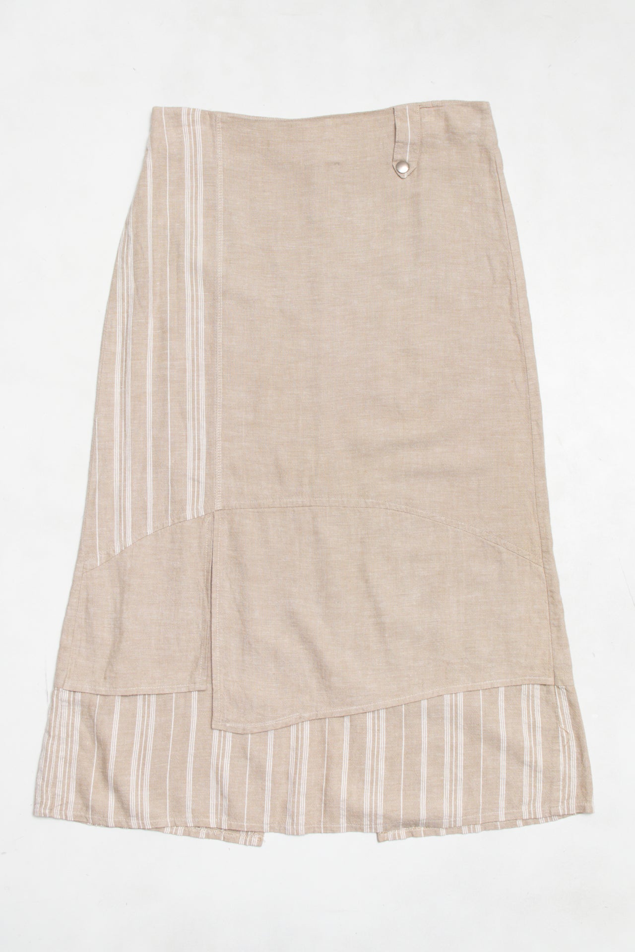 #206 Body Guard Collection Skirt Beige | c. 175 | Size 8