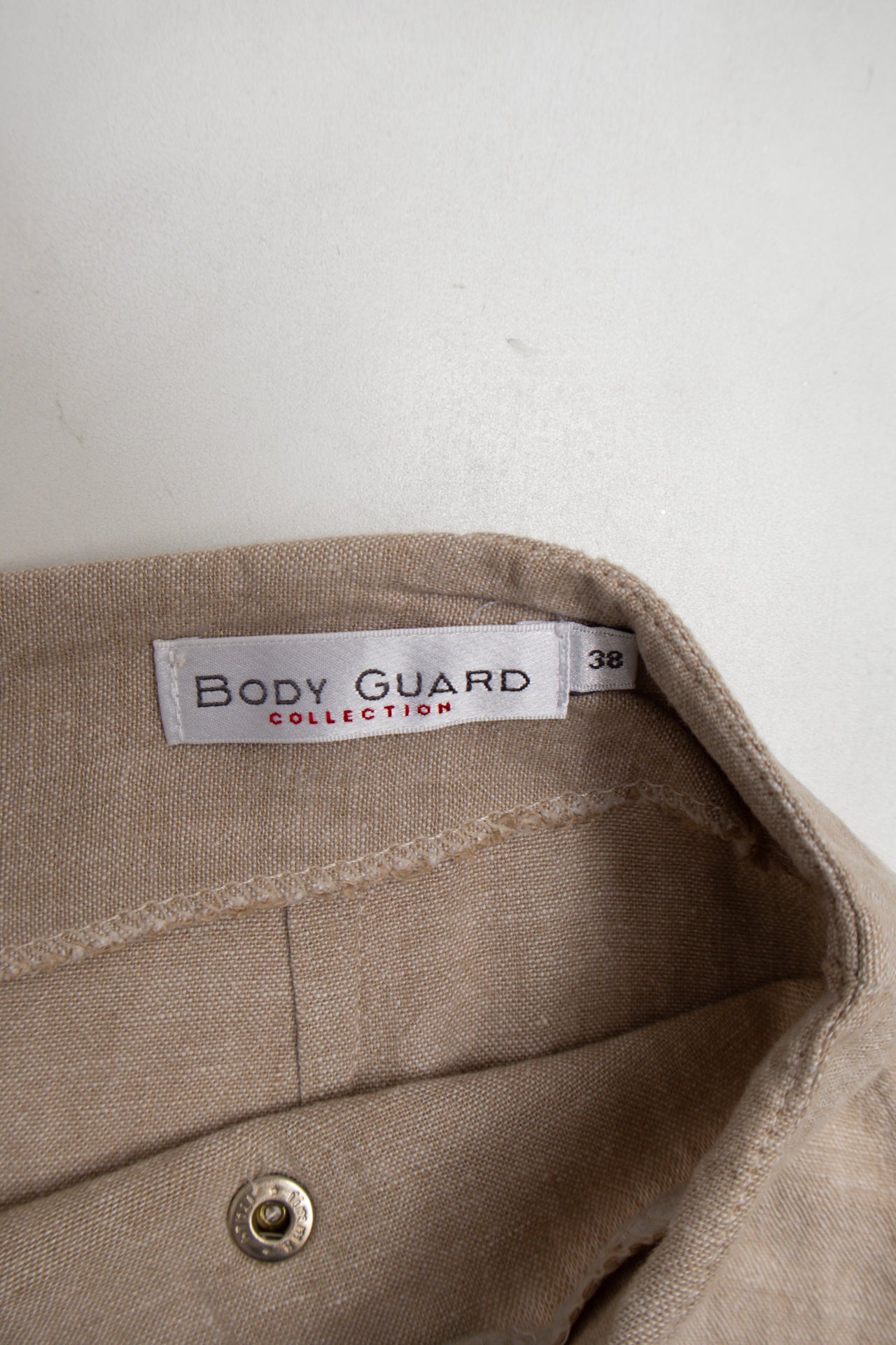 #206 Body Guard Collection Skirt Beige | c. 175 | Size 8