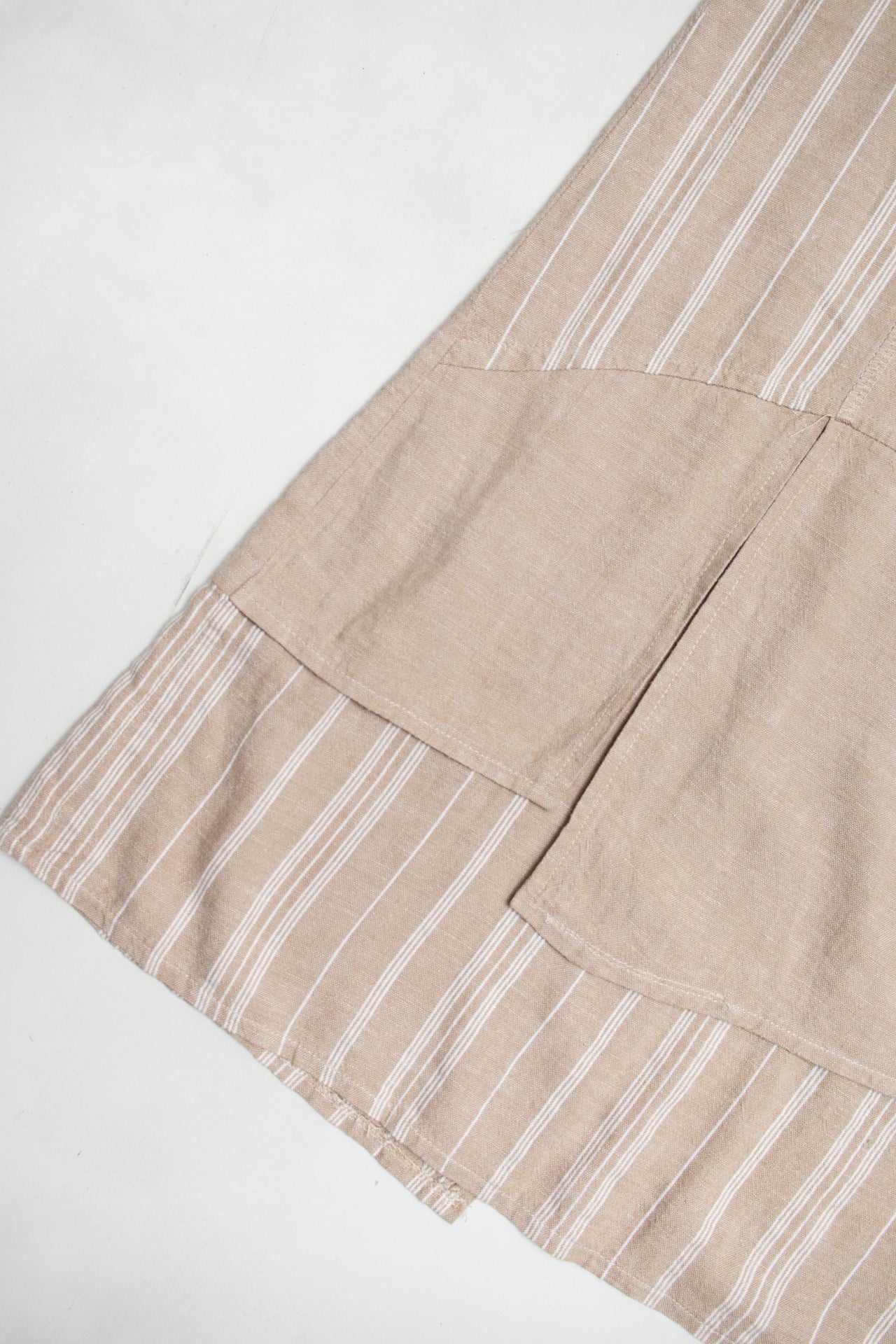 #206 Body Guard Collection Skirt Beige | c. 175 | Size 8