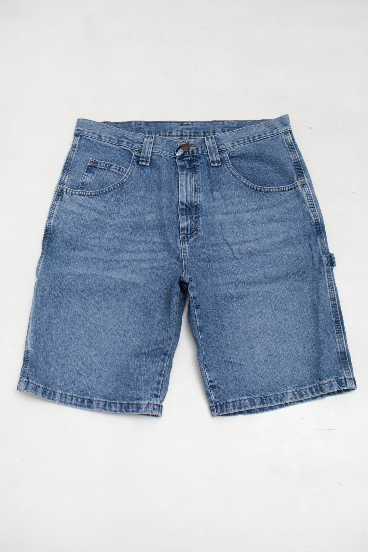 #148 Camo Cargo Shorts Brown | c. 173 | Size 10