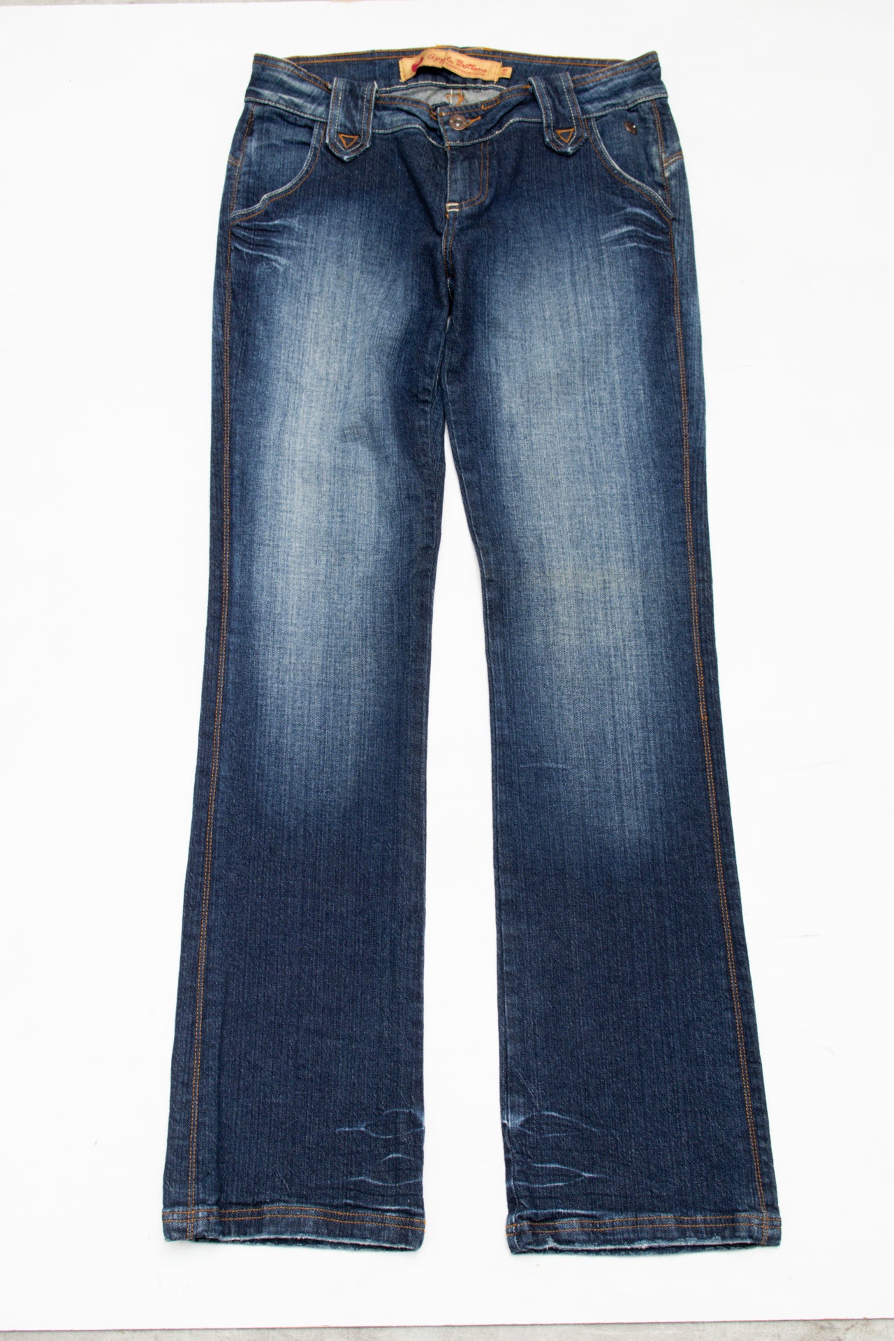 #175 Apple Bottoms Jeans Medium Blue Wash | c. 174 | Size 8