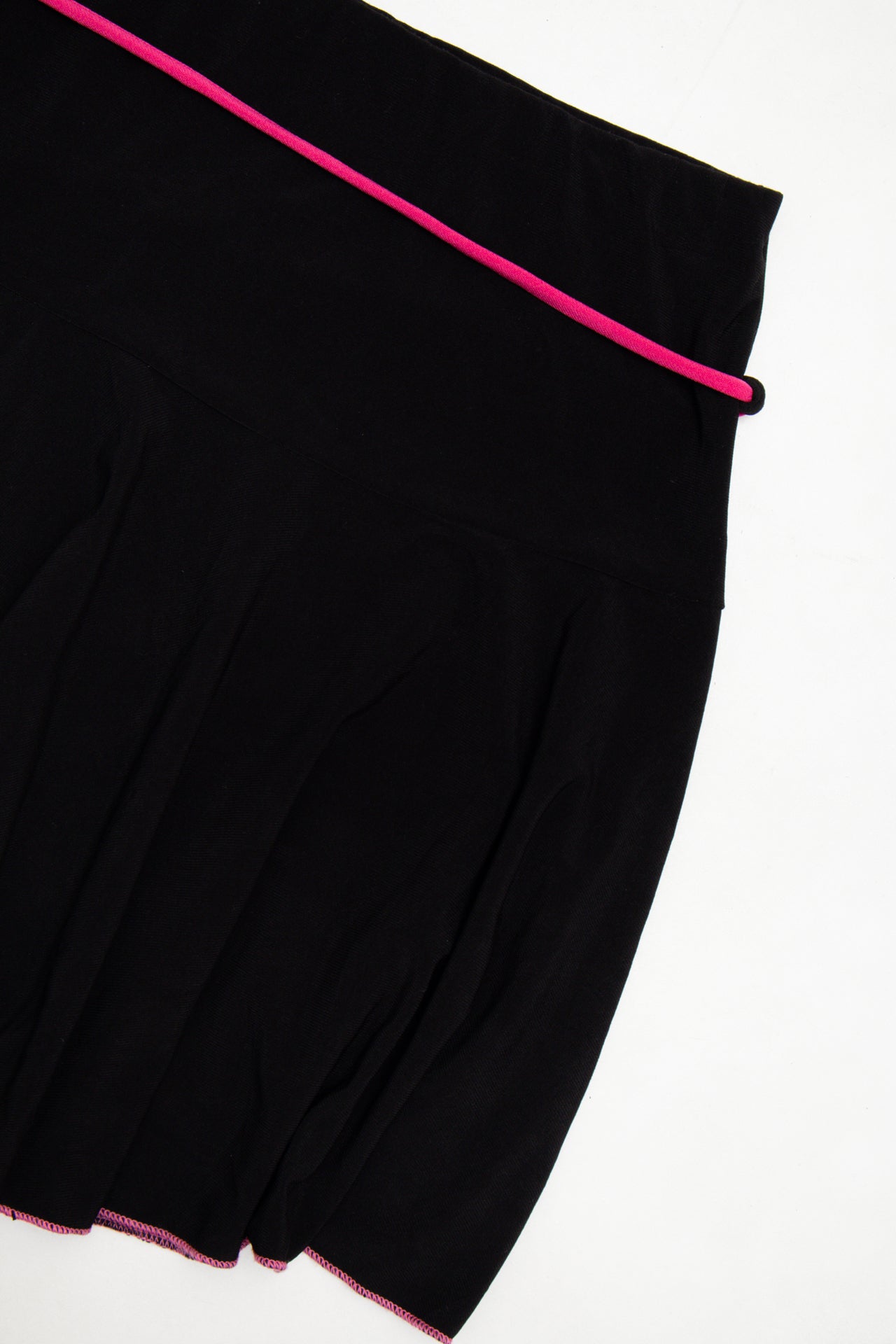 #77 M Collection Skirt Black | c. 173 | Size 4
