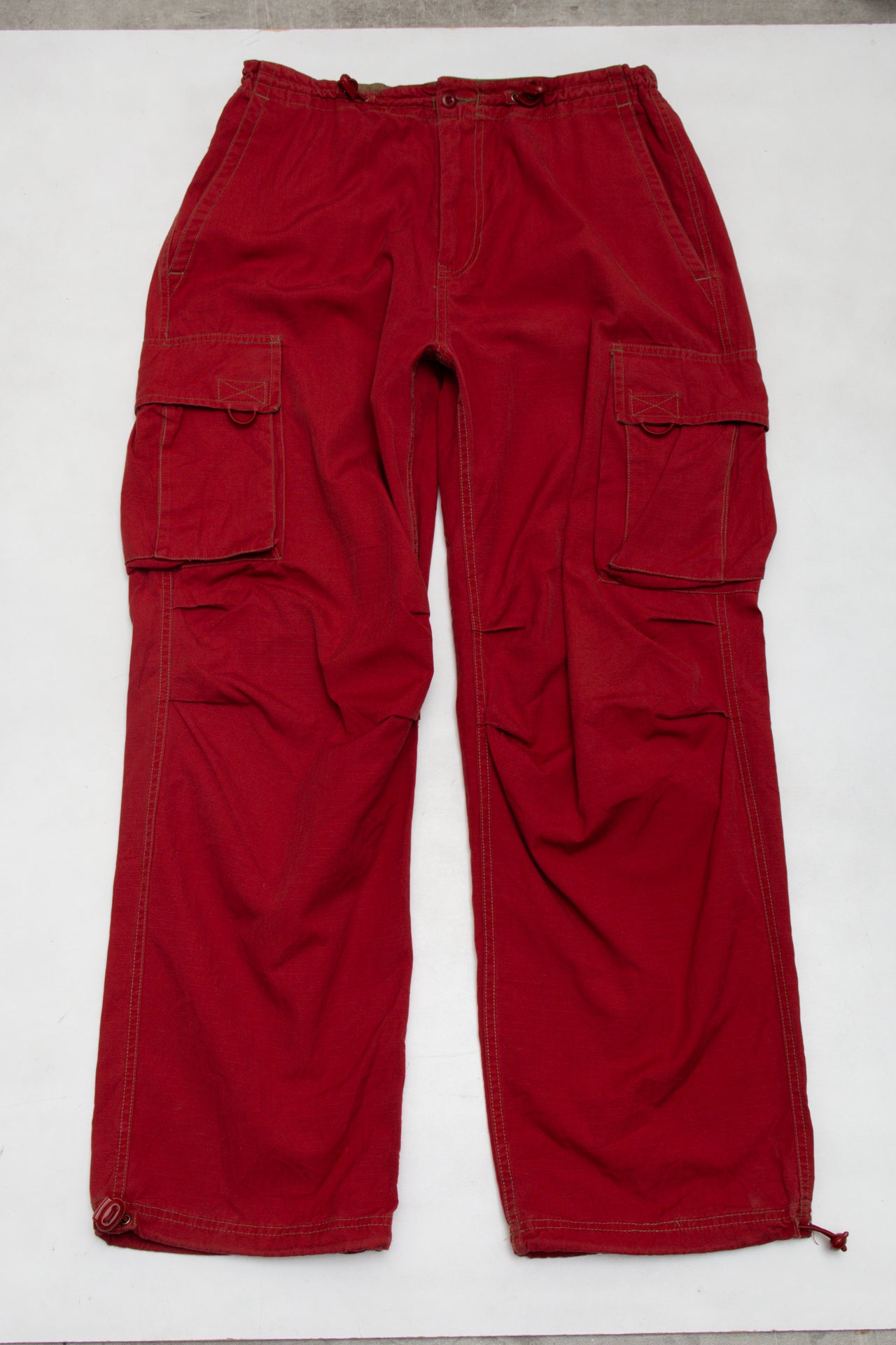 #102 Cargo Pants Red | c. 173 | Size 8