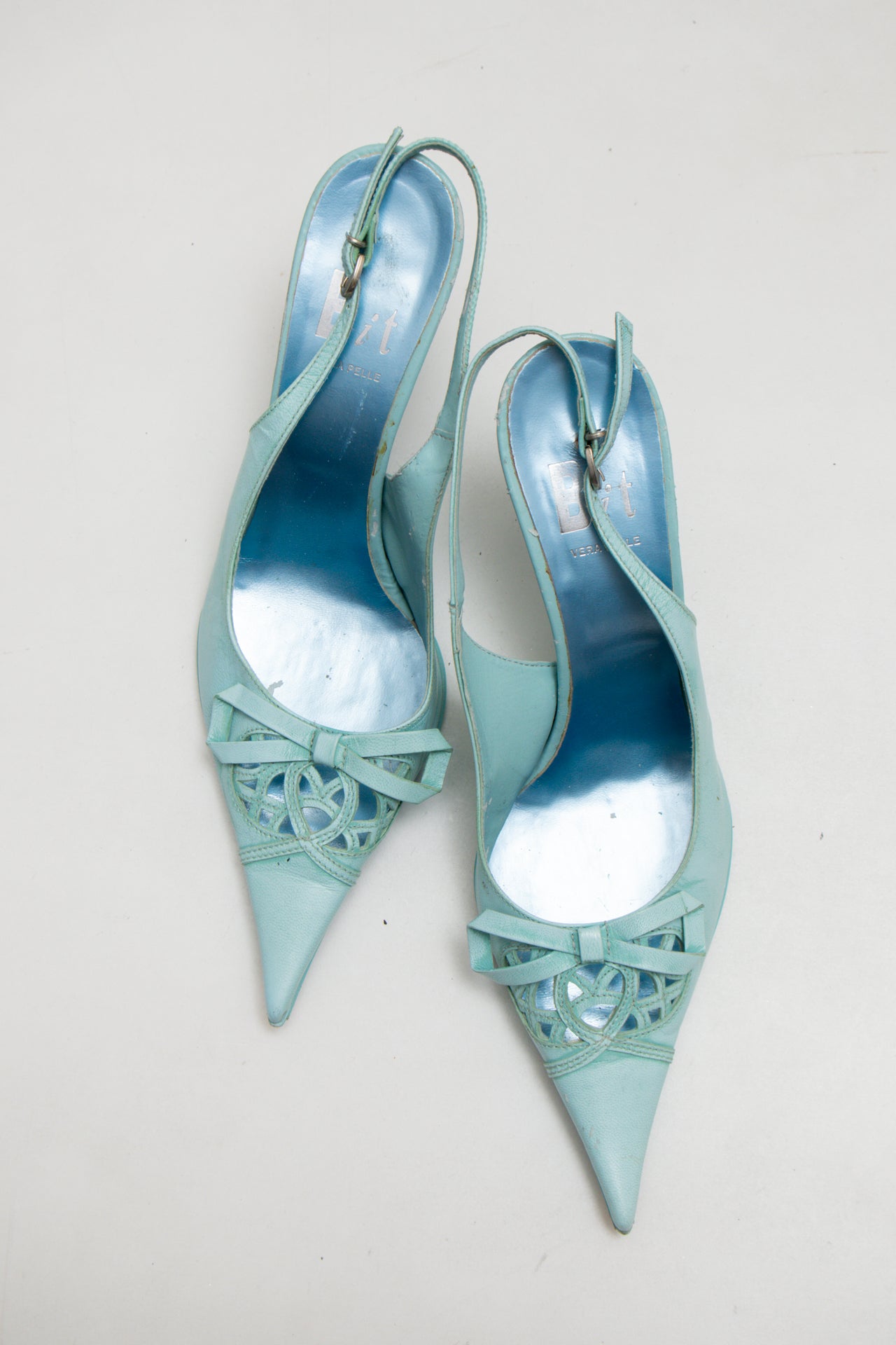 #165 Heels Green | c. 173 | Size AU9