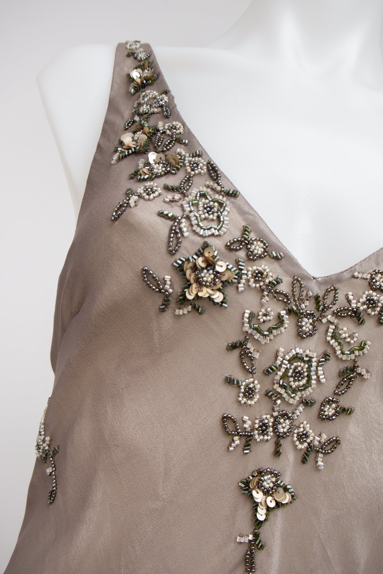 #125 Gray | c. 175 | Size 12