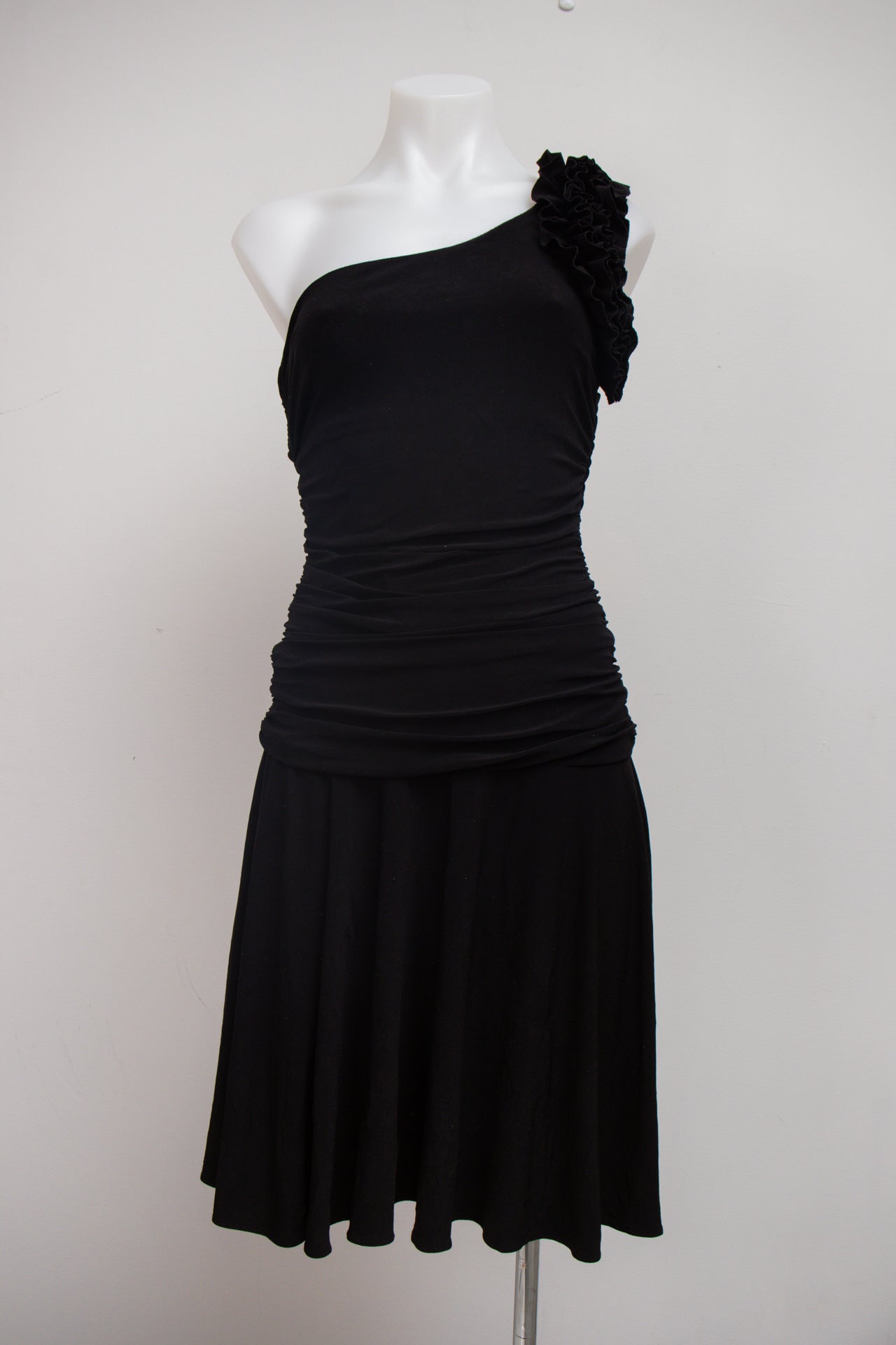 #93 Sophia Christina Black | c. 175 | Size 8
