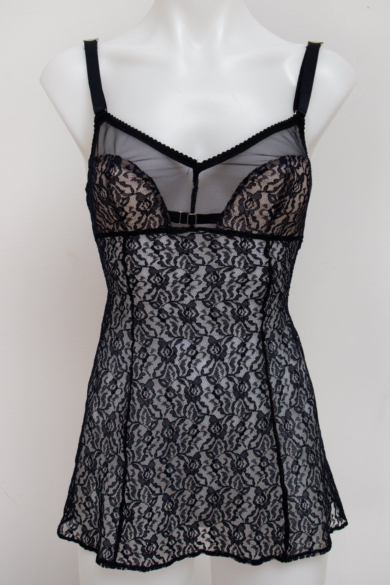#142 Victoria's Secret Camisole Black | c. 176 | Size 8